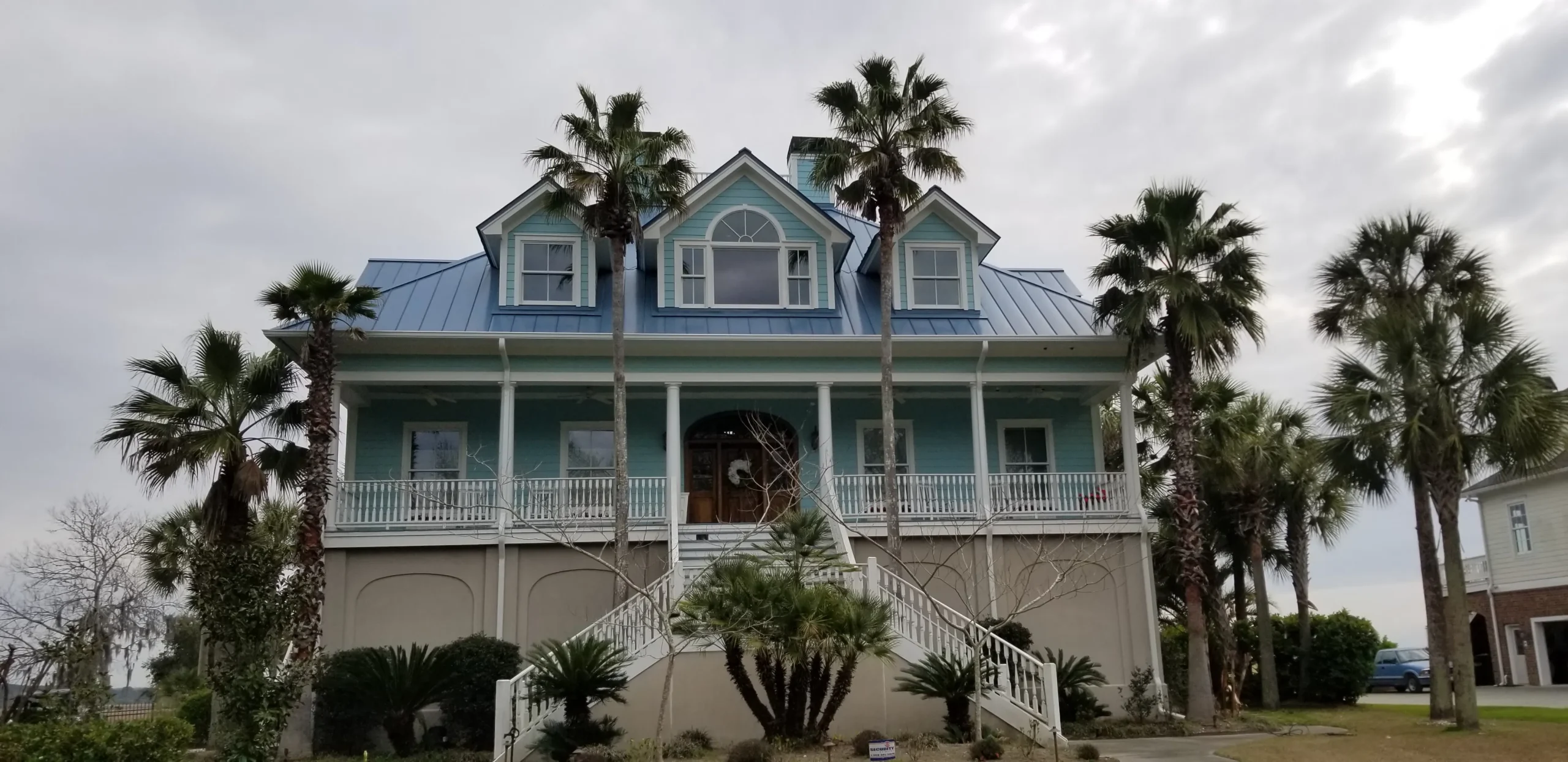 Charleston SC roof replacement project by American Custom Exteriors