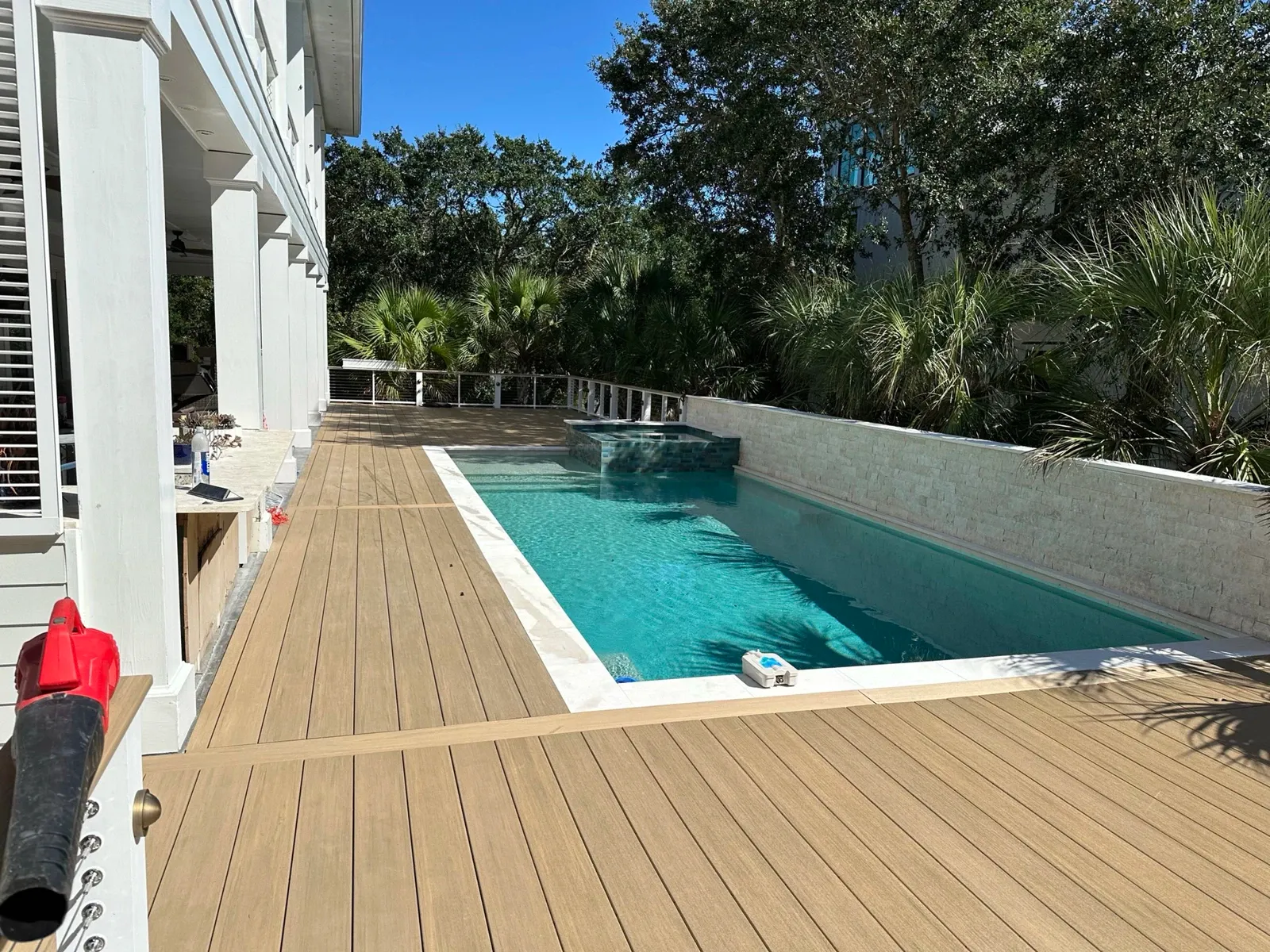 Custom deck designs in Charleston SC